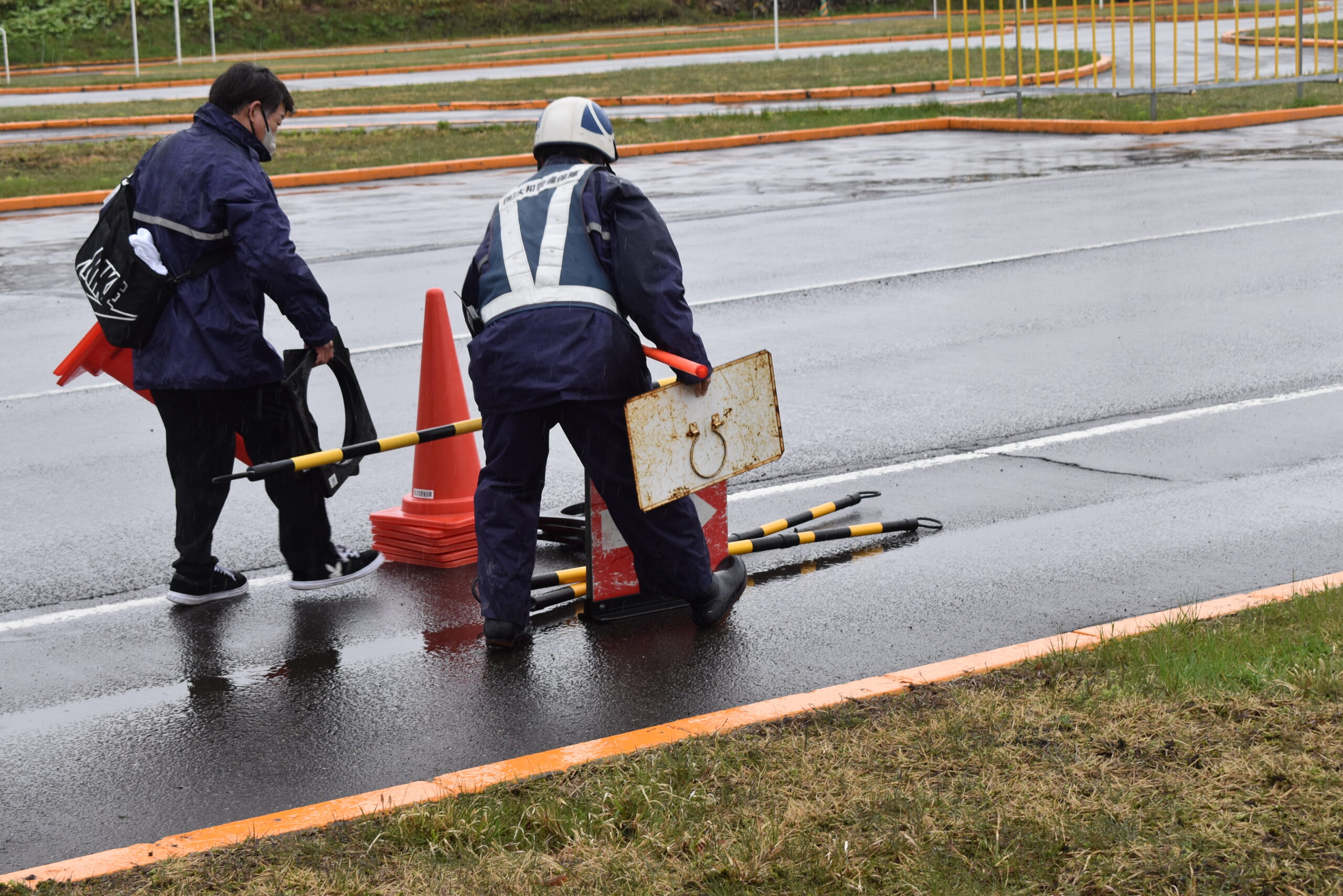 2025.4.29 亀田自動車学校をお借りしての令和7年度 現任教育